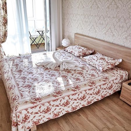 City Center Lux Family Apartment Vinnytsia Ngoại thất bức ảnh