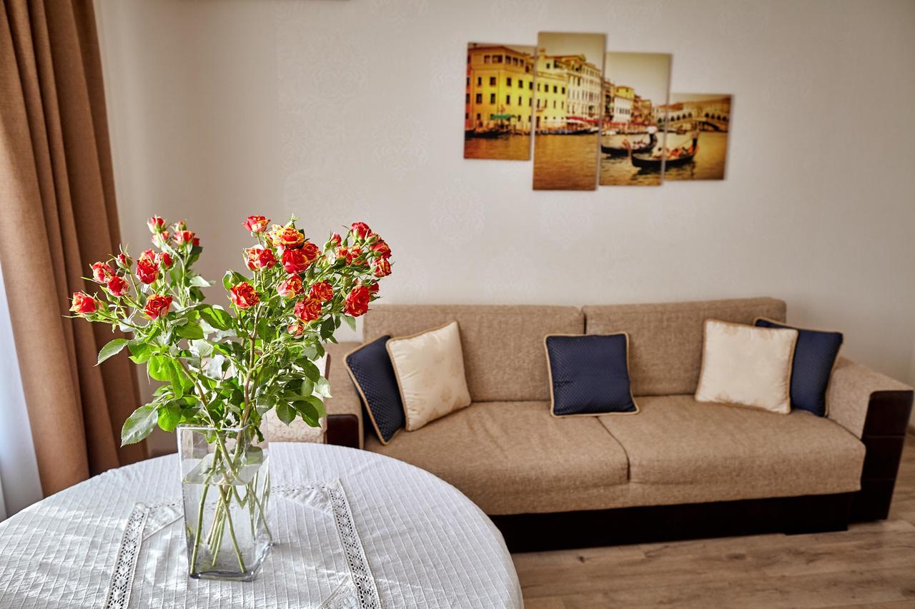 City Center Lux Family Apartment Vinnytsia Ngoại thất bức ảnh